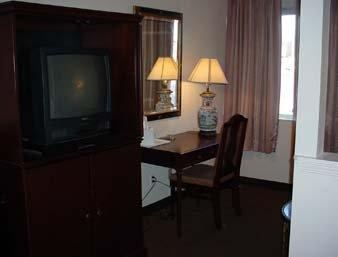 Rodeway Inn Montgomery Ngoại thất bức ảnh